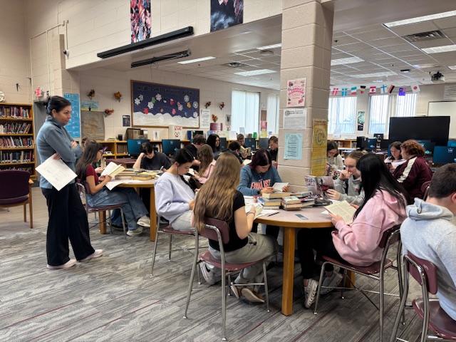 Students Participate in Book Tasting